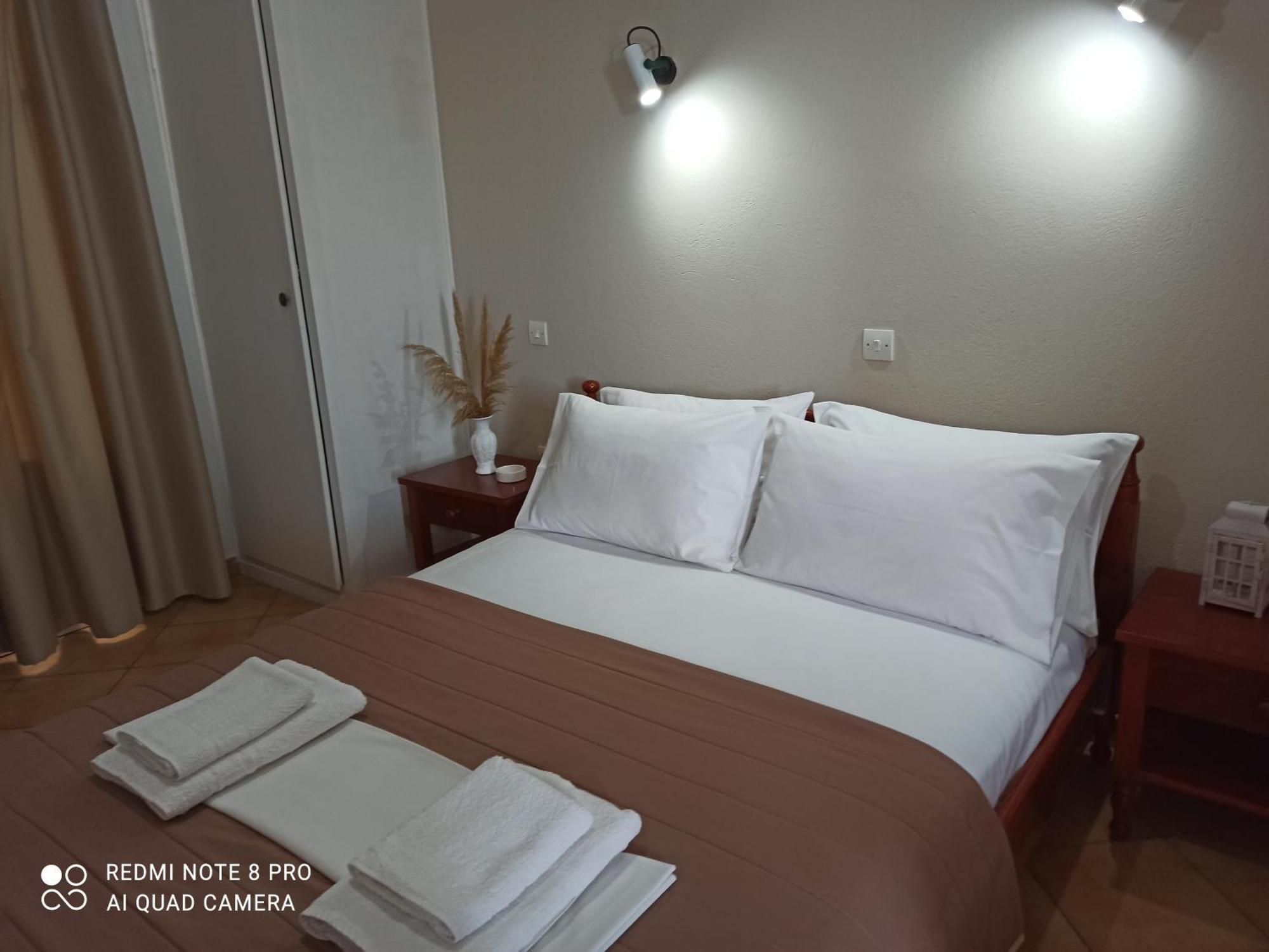 Ostria Eressos Rooms Skála Eresoú Exterior foto